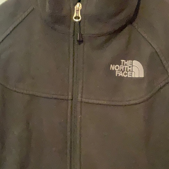 North Face jacket - Picture 4 of 6